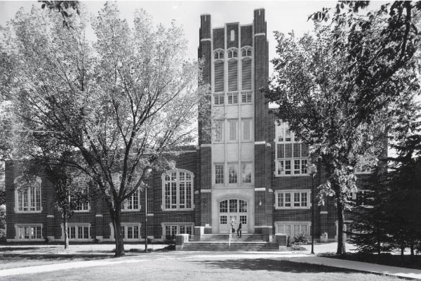 chester fritz library in the 1970s